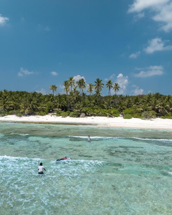 Ataraxis Grand And Spa Fuvahmulah Exterior photo